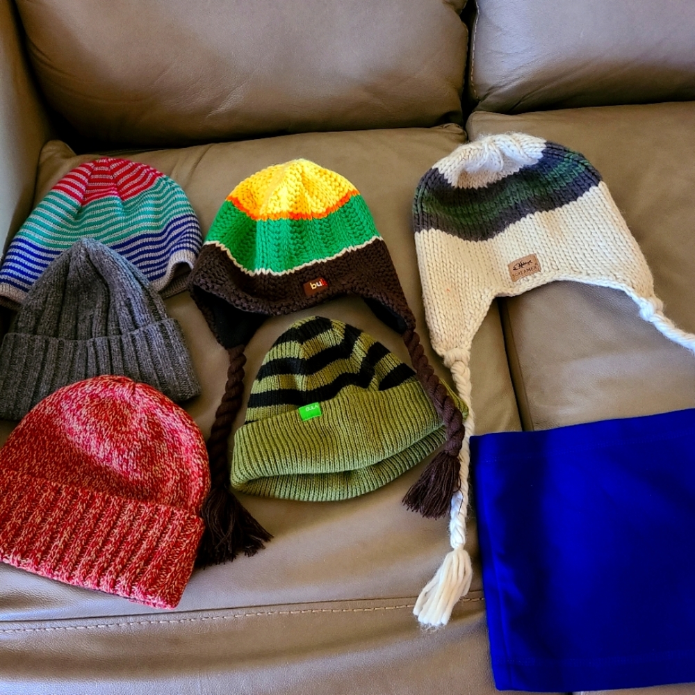 Bundle of 6 Winter Hats